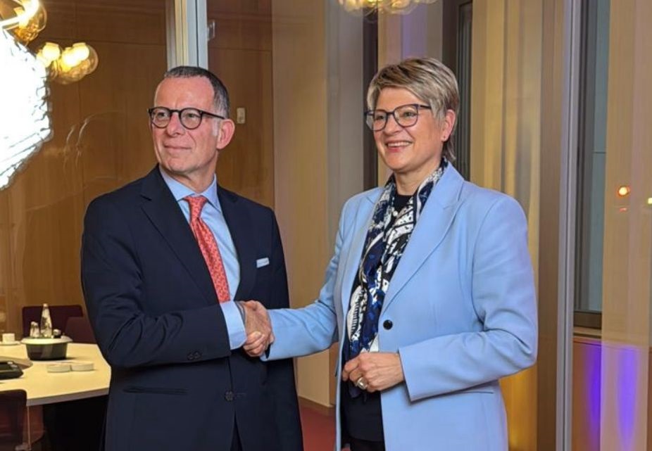 Incontro a Berlino tra Fava e la Presidente del DRV Bund